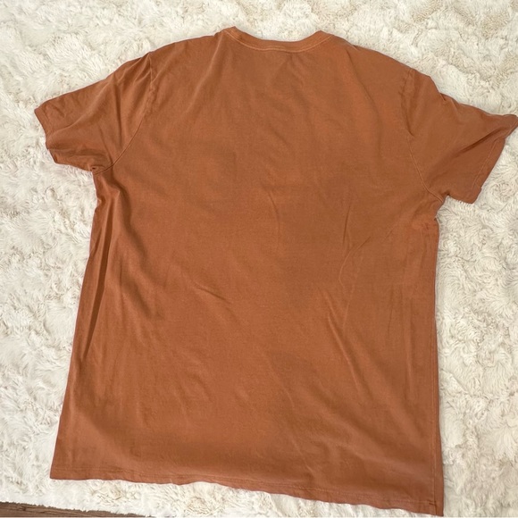 Men’s Gap T Shirt - Picture 2 of 2